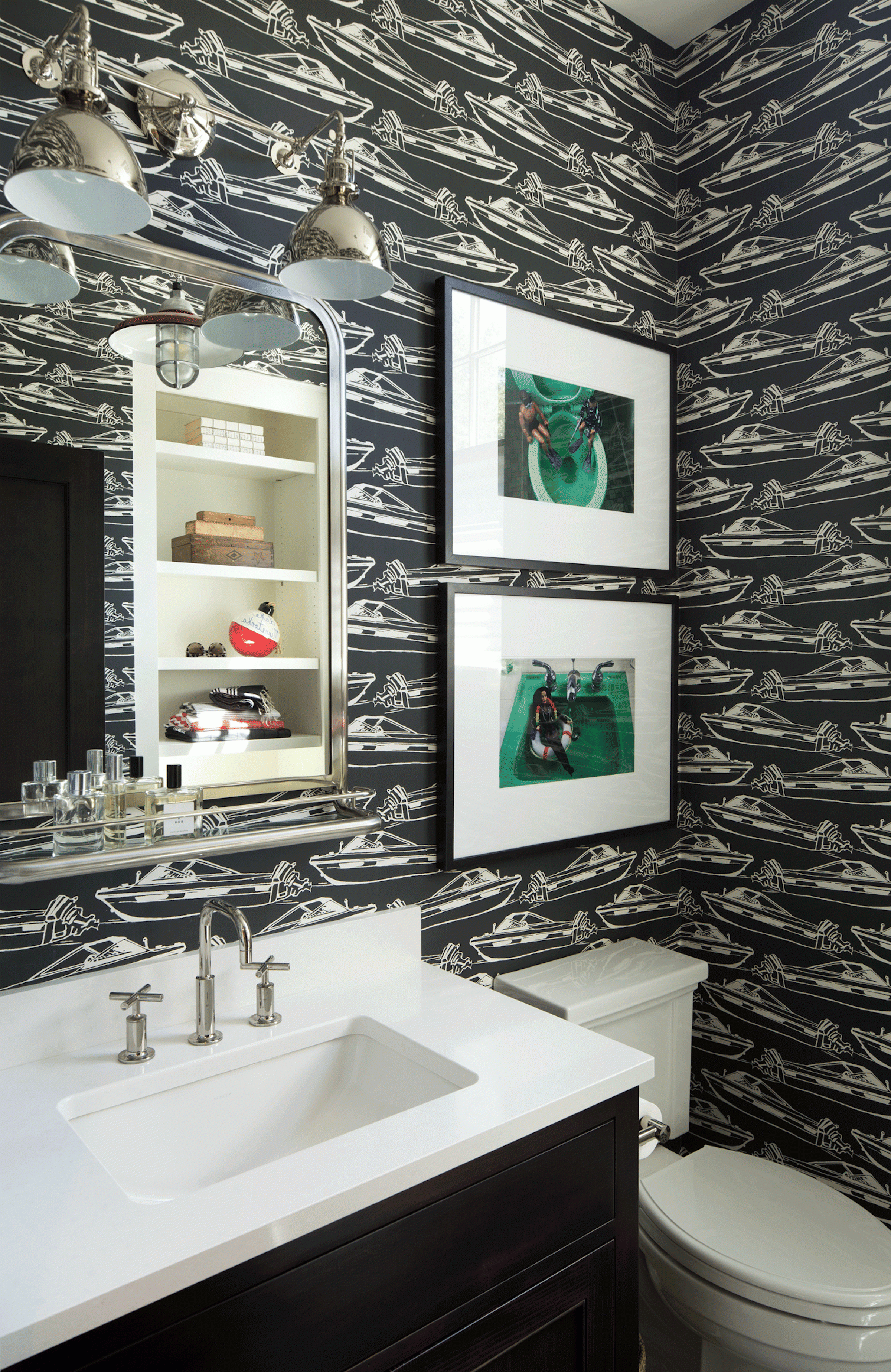 b Powder Room 2