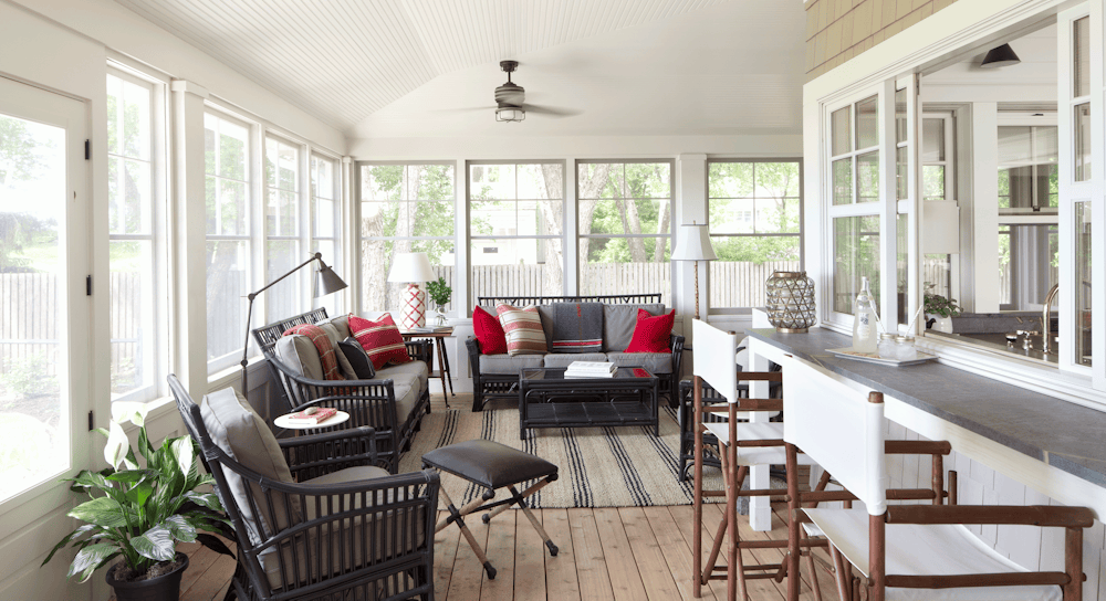 b Screen Porch
