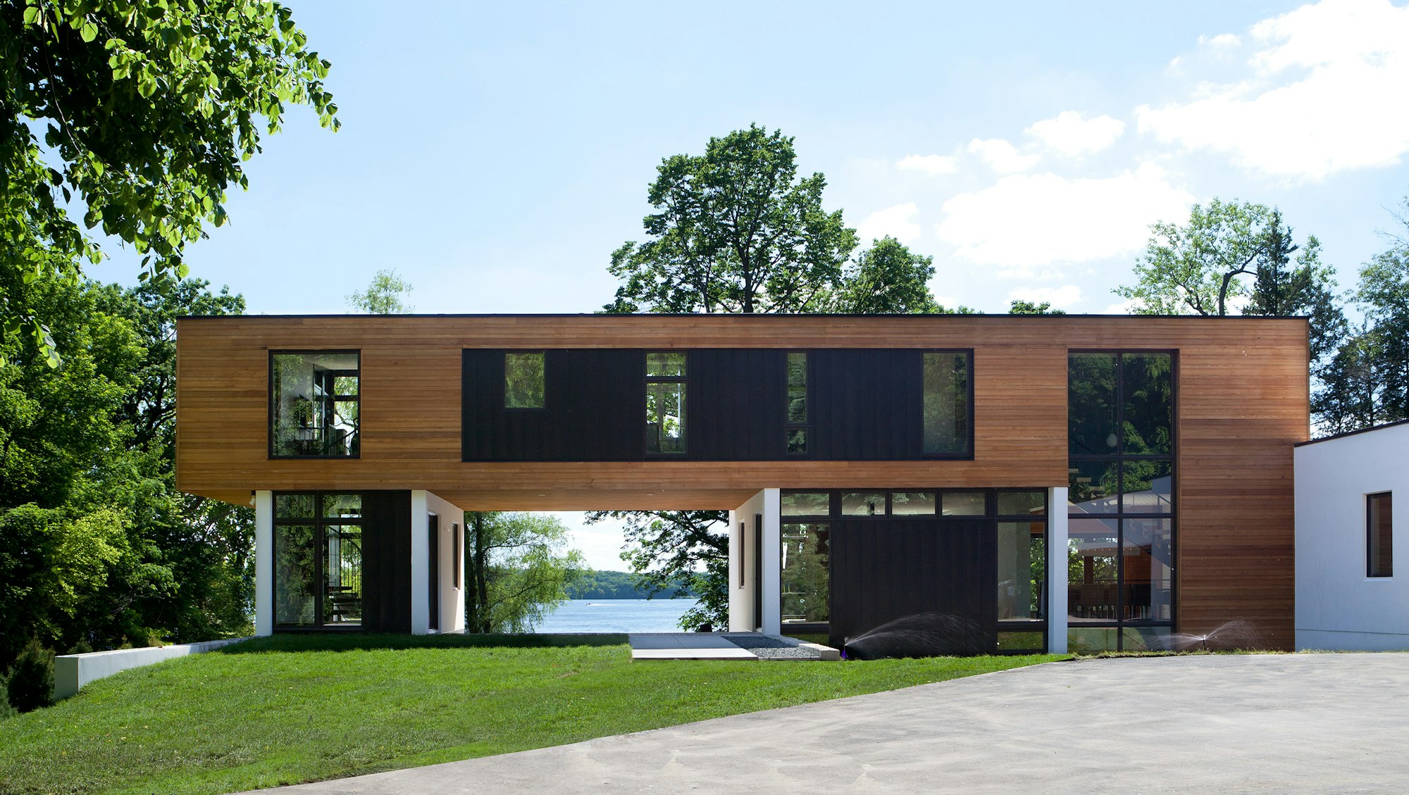 Enchanted Island Modern 00