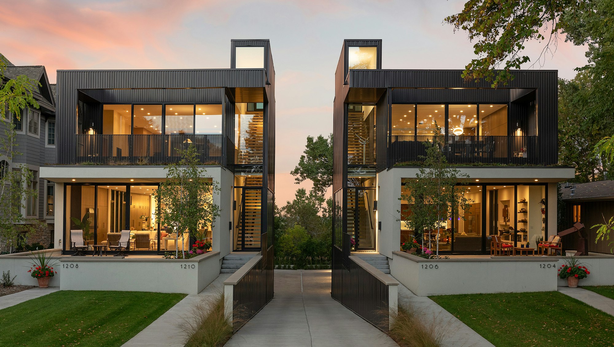 Kenwood Condos 002