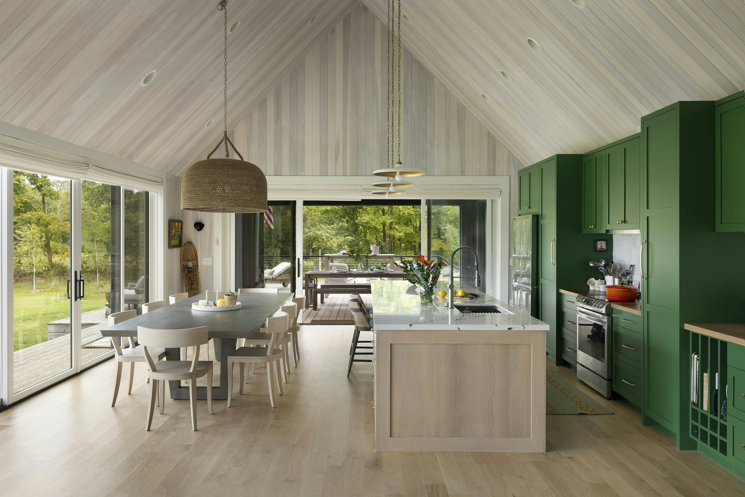 Pine and Clover Cabin 20