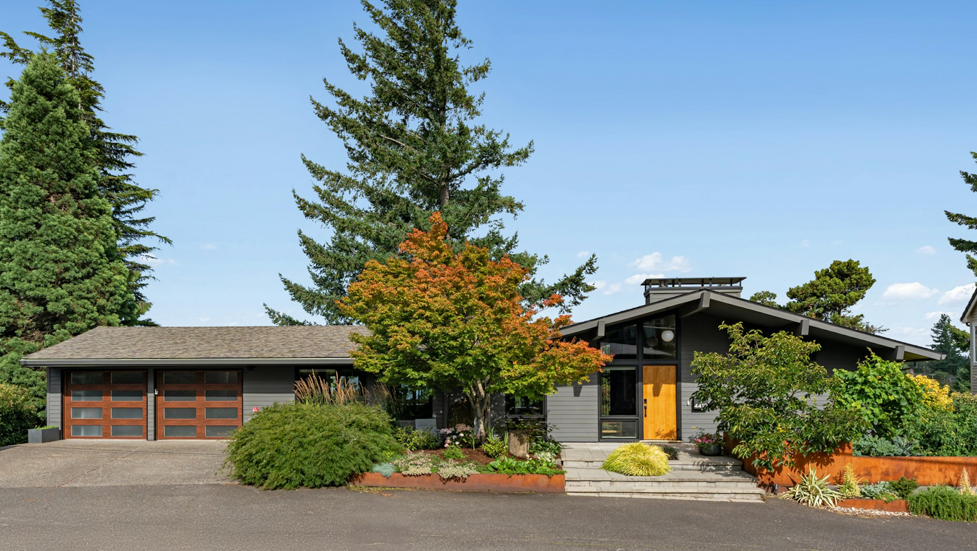 Portland Mid Century 01