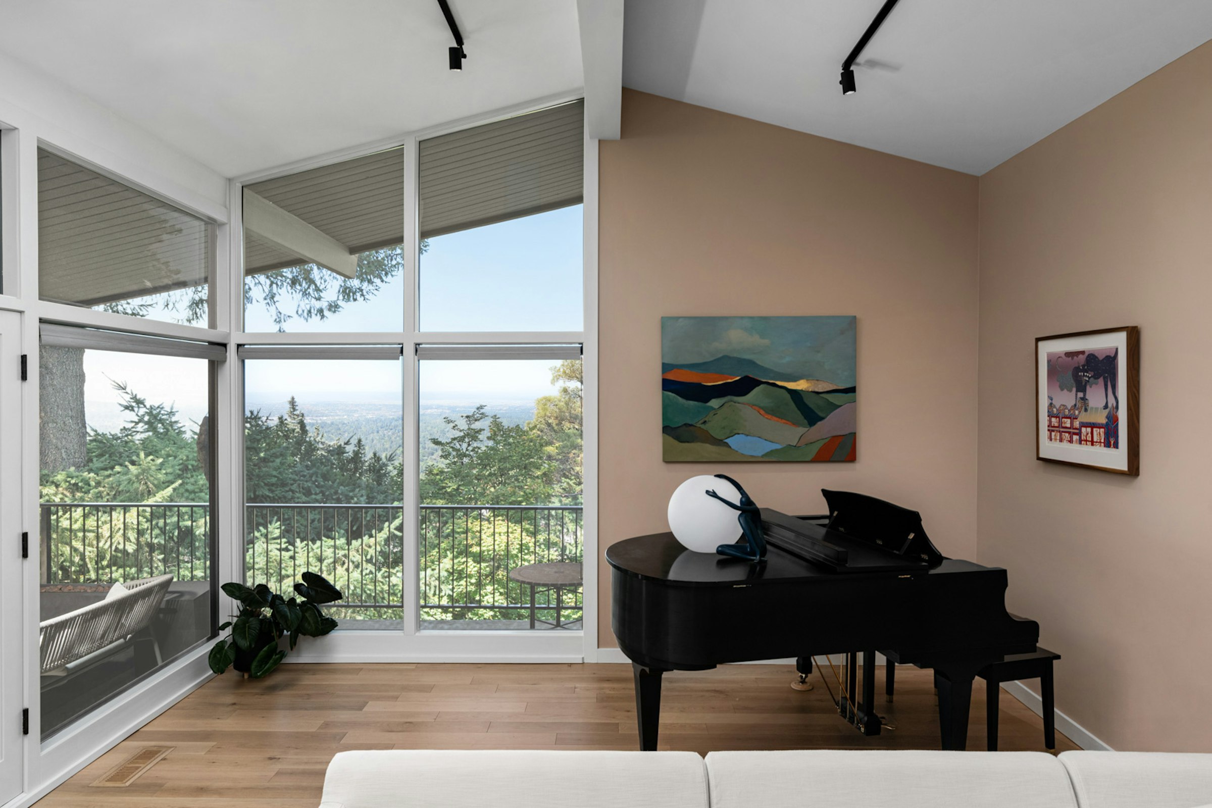 Portland Mid Century 07