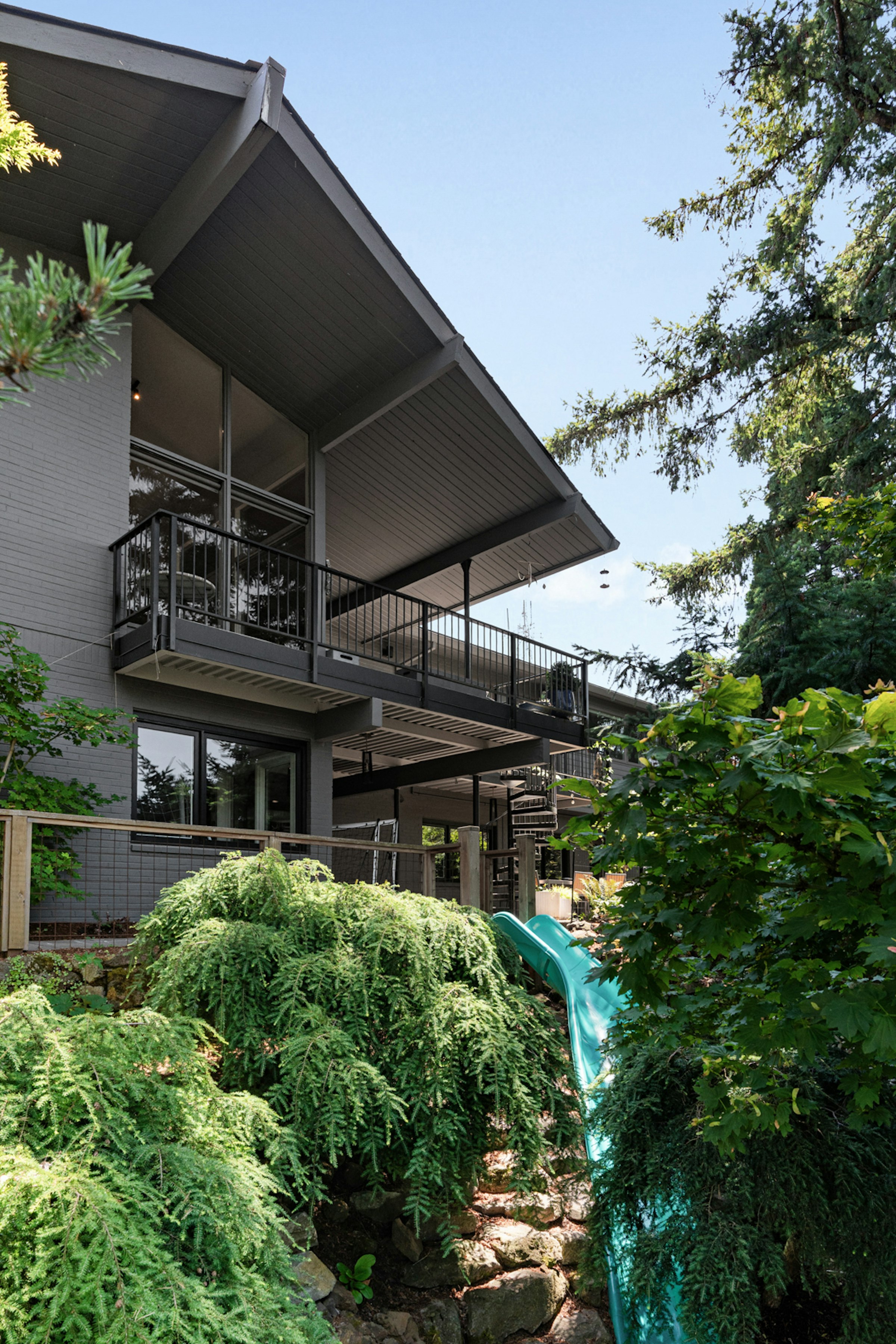 Portland Mid Century 10